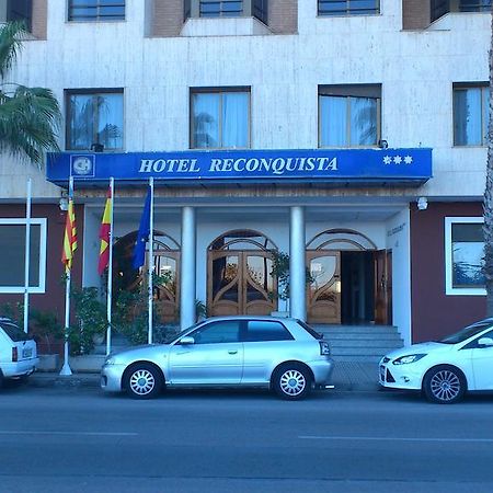 Hotel Reconquista Alzira Bagian luar foto