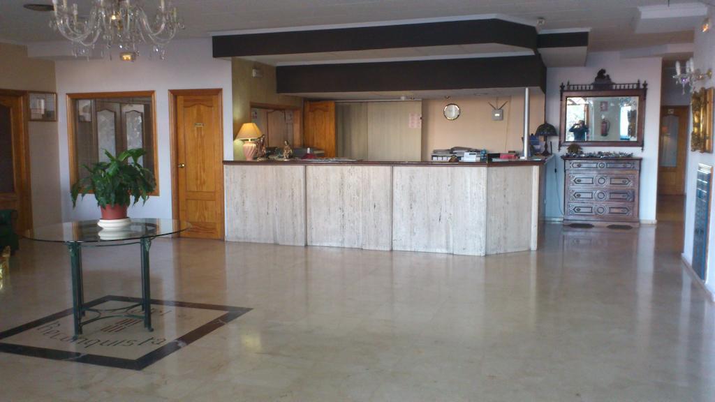 Hotel Reconquista Alzira Bagian luar foto