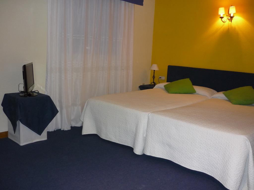 Hotel Reconquista Alzira Bagian luar foto
