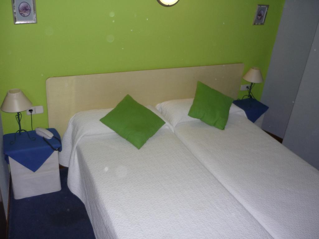 Hotel Reconquista Alzira Ruang foto